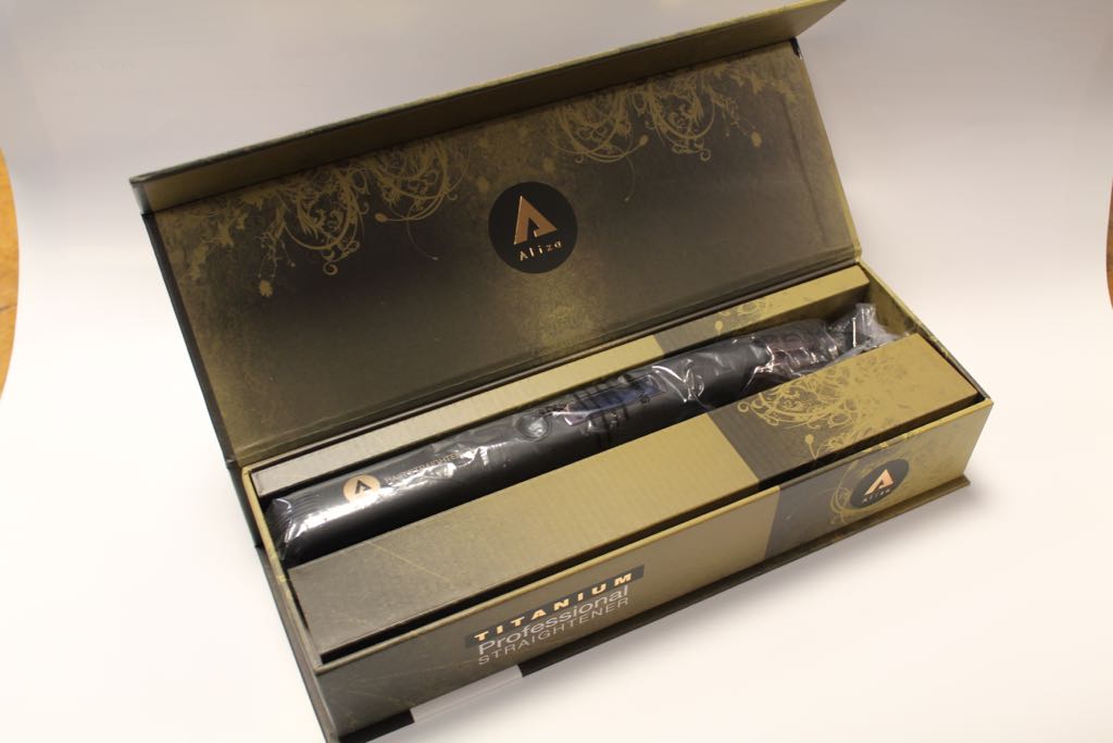 Aliza Titanium Professional Straightener