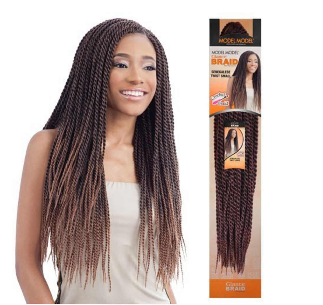 Model Model Glance Braid Senegalese Twist Small